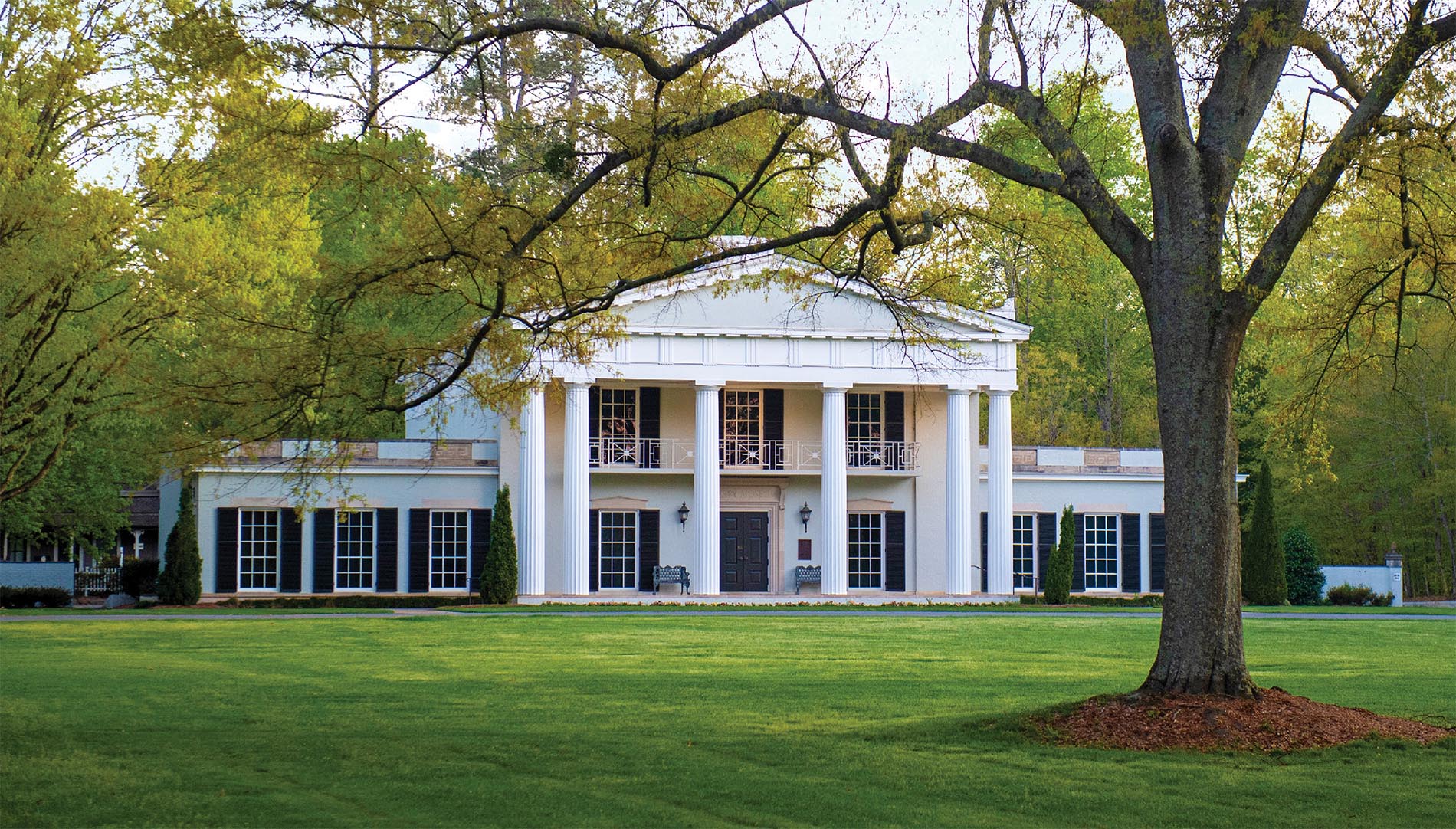 Image of the Martha Berry Museum in Summer